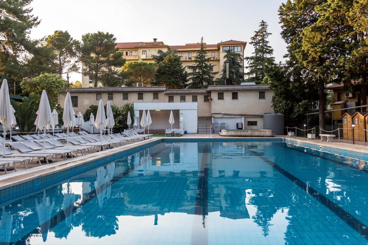 Allegroitalia Etna Pedara Hotel Exterior foto